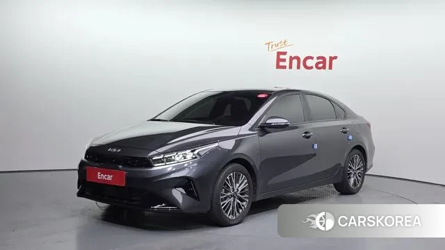 Kia The New K3 2nd generation 2024 Серый из Кореи