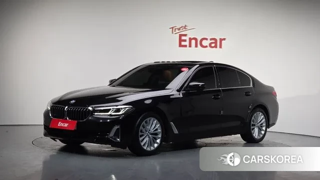 BMW 5 Series (G30) 2022 Черный из Кореи