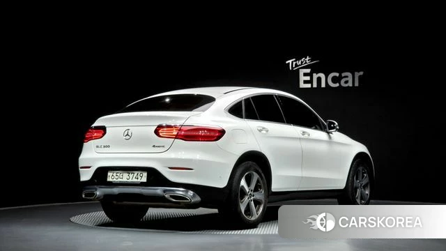 Mercedes-Benz GLC-Class X253 2019 Белый из Кореи