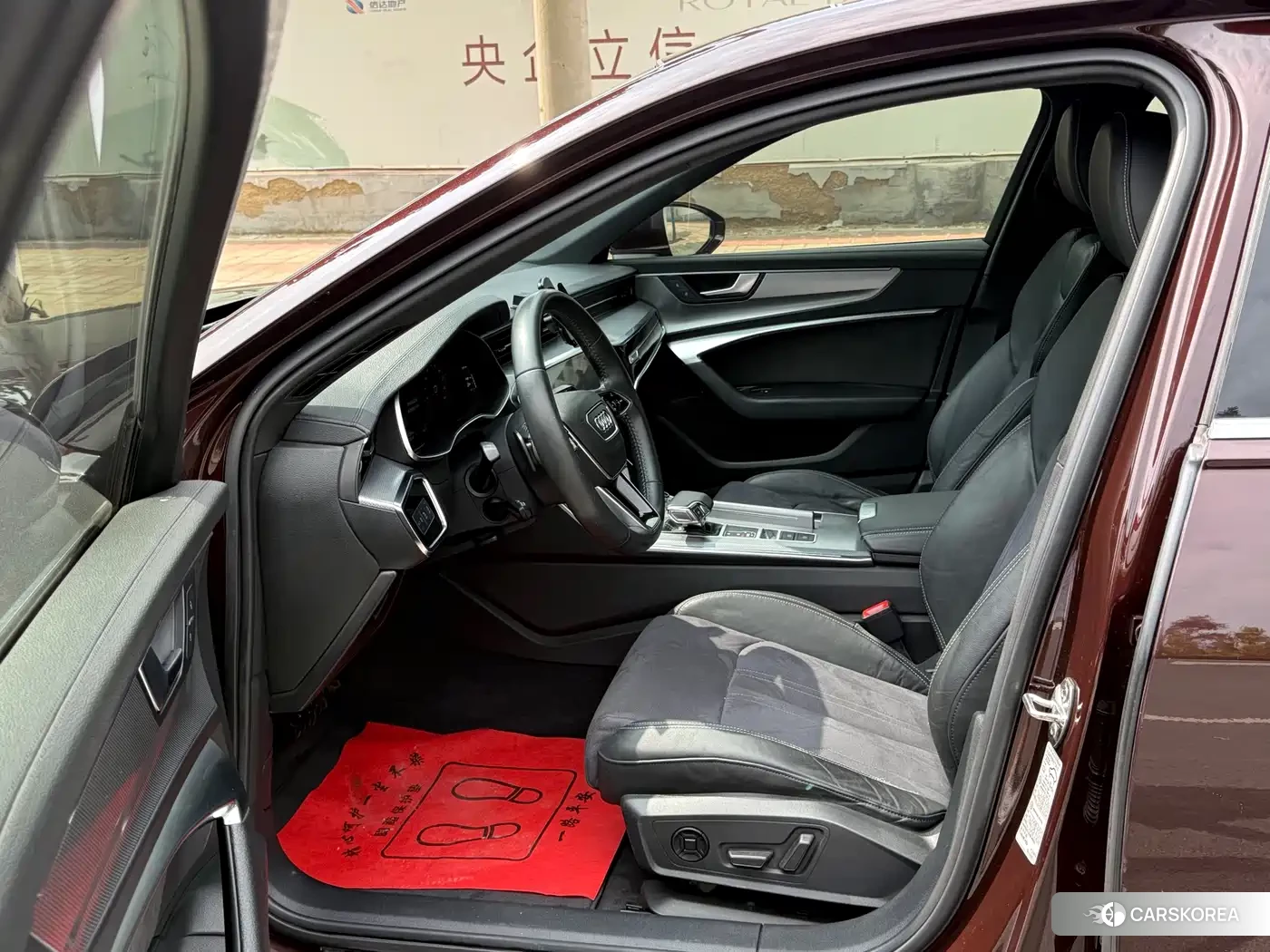 Audi A6L 2018 Red/purple из Китая