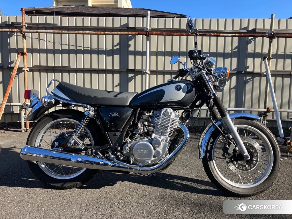 Проданный Yamaha SR 400 2021 из Японии