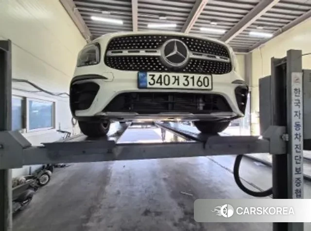 Mercedes-Benz GLB-Class X247 2020 Белый из Кореи