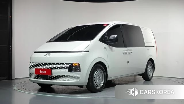 Hyundai Staria 2025 Белый из Кореи