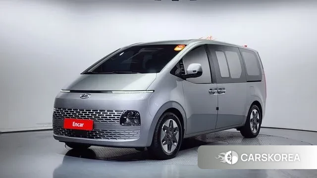 Hyundai Staria 2021 Серебристо-серый из Кореи