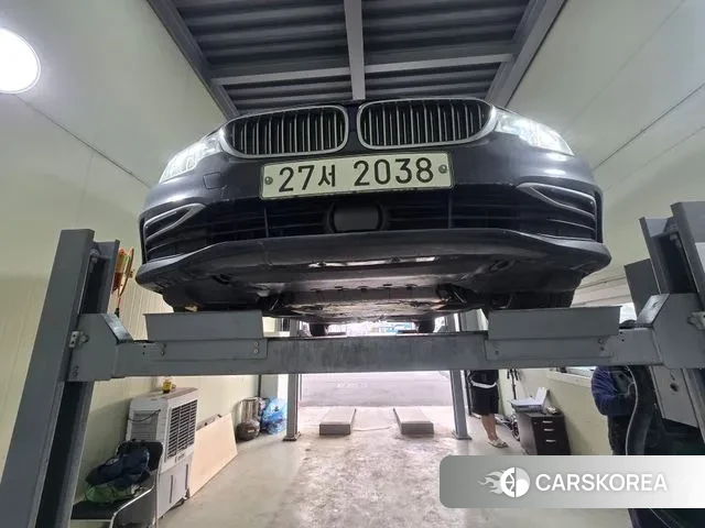 BMW 5 Series (G30) 2019 Серый из Кореи