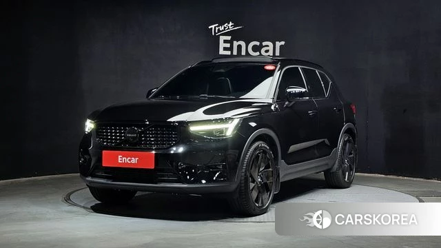Volvo XC40 2025 Черный из Кореи