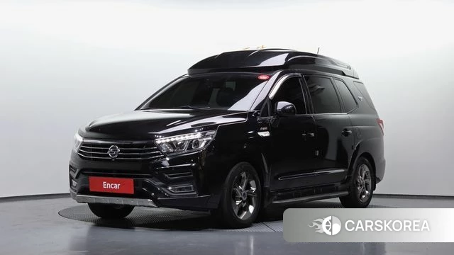 Ssangyong Korando Turismo 2018 Черный из Кореи