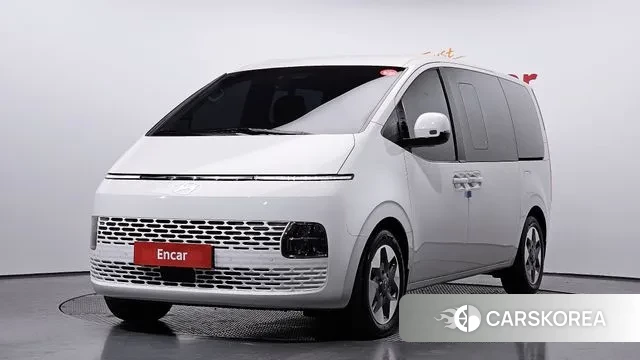 Hyundai Staria 2025 Белый из Кореи