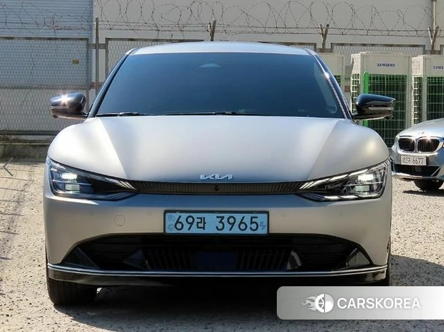 Kia EV6 2021 Серебристо-серый из Кореи