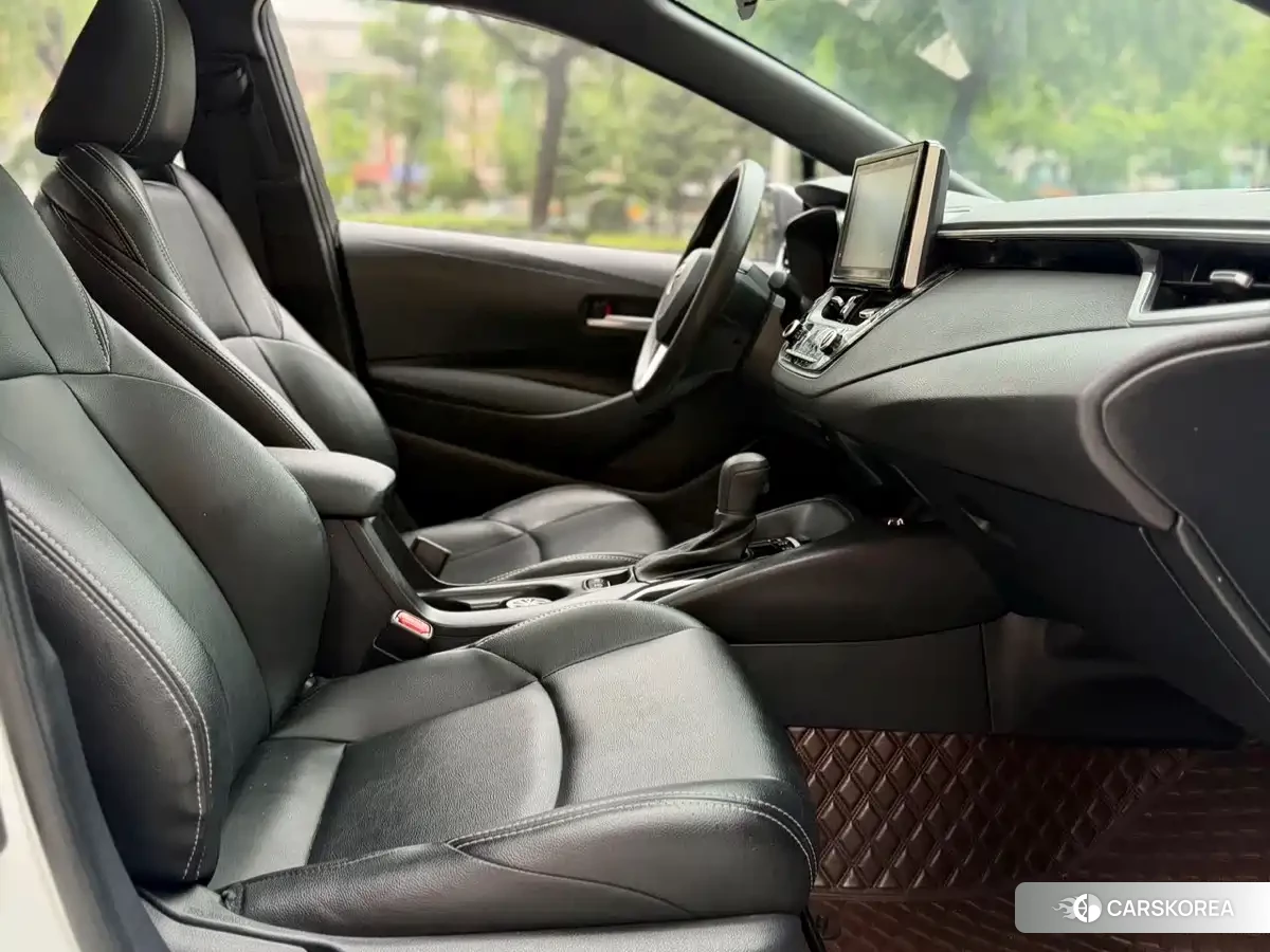 Toyota Levin 2021 Белый из Китая
