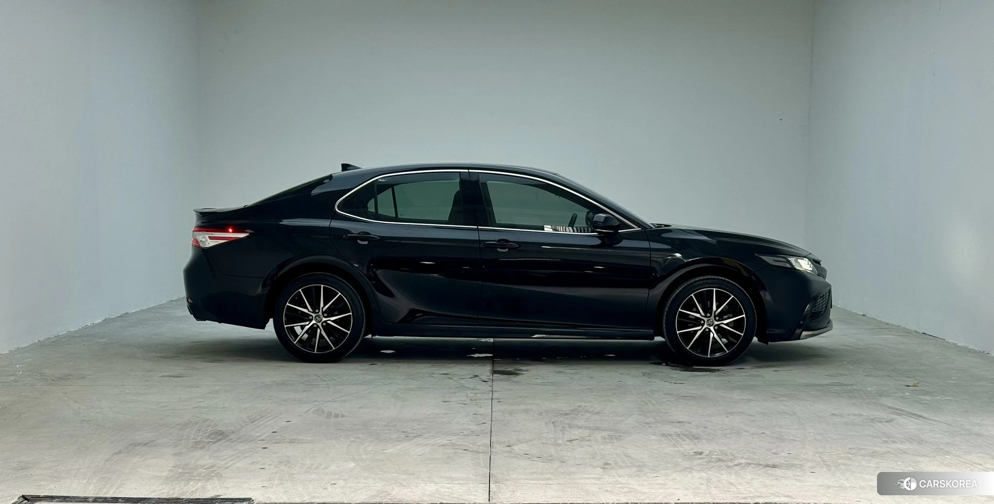 Toyota Camry 2023 Черный из Китая