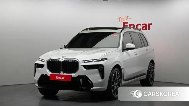 BMW X7 (G07) 2025 Белый из Кореи