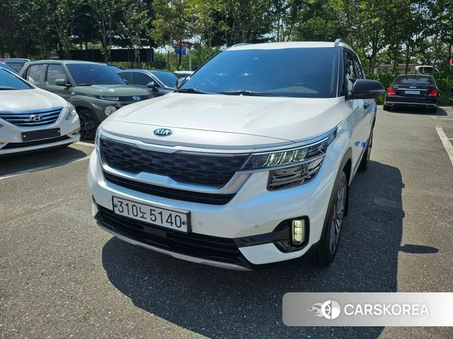 Kia Seltos 2019 Белый из Кореи