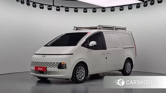 Hyundai Staria 2021 Белый из Кореи