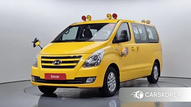 Hyundai The New Grand Starex 2018 Желтый из Кореи