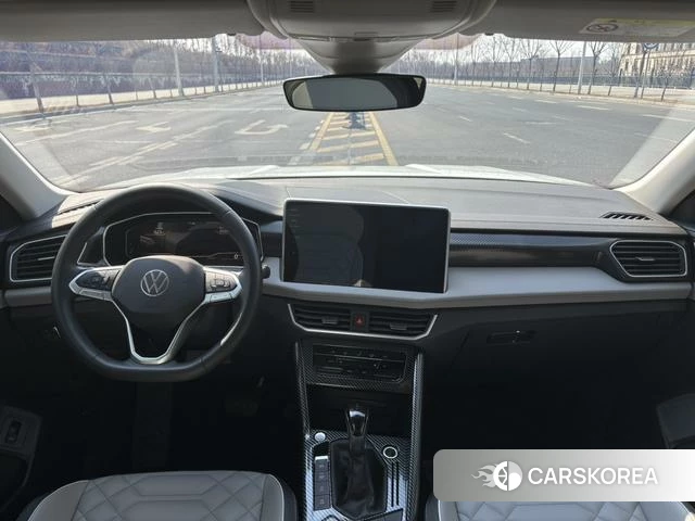 Volkswagen Tanyue 2023 Белый из Китая