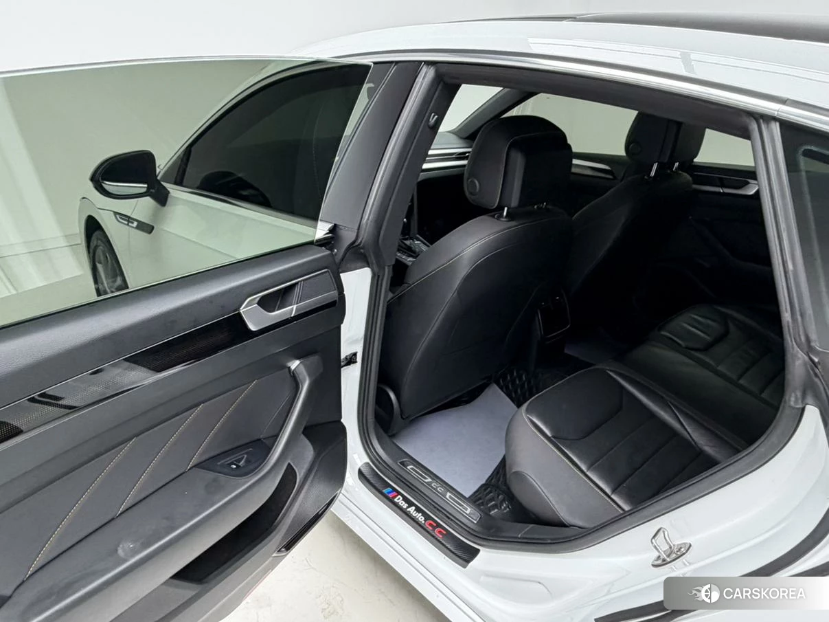 Volkswagen CC 2022 Белый из Китая