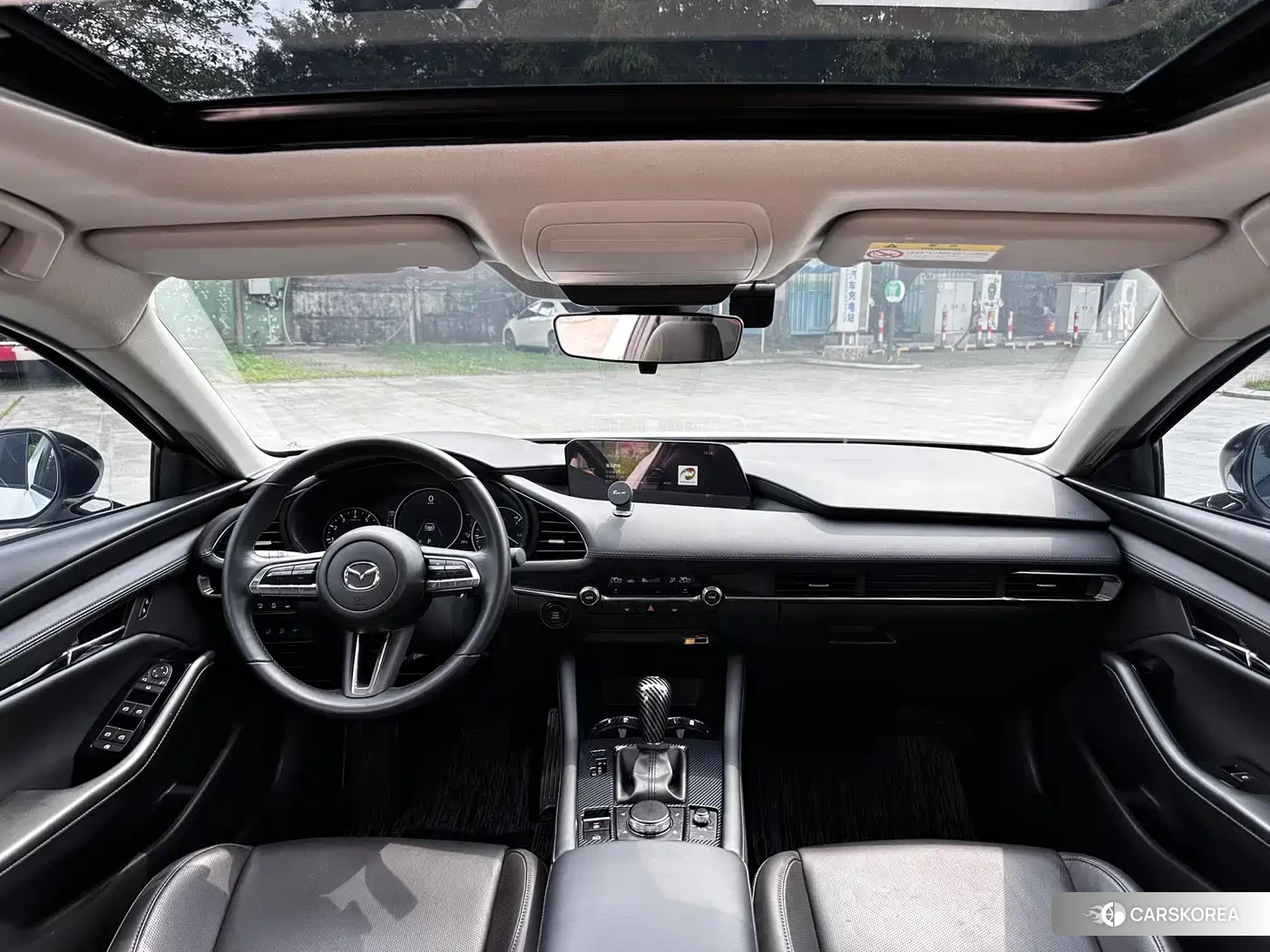 Mazda 3 2023 Белый из Китая