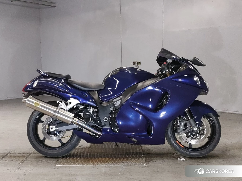 Проданный Suzuki GSX1300R HAYABUSA 2011 из Японии, фото 2