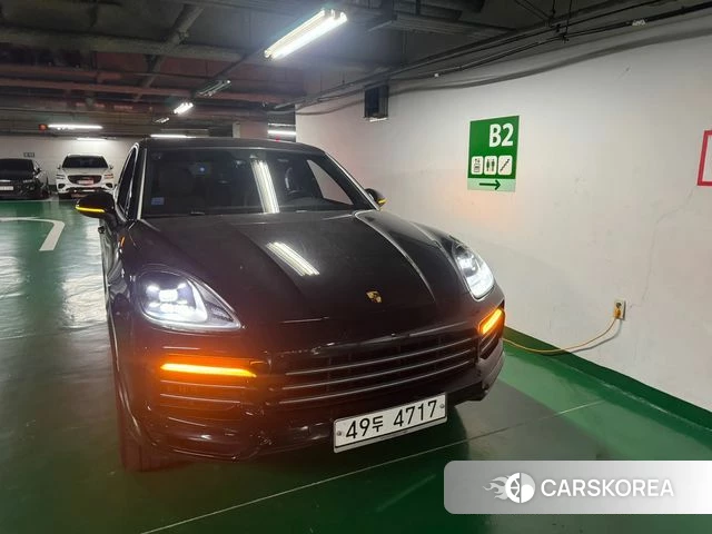 Porsche Cayenne (PO536) 2019 Черный из Кореи