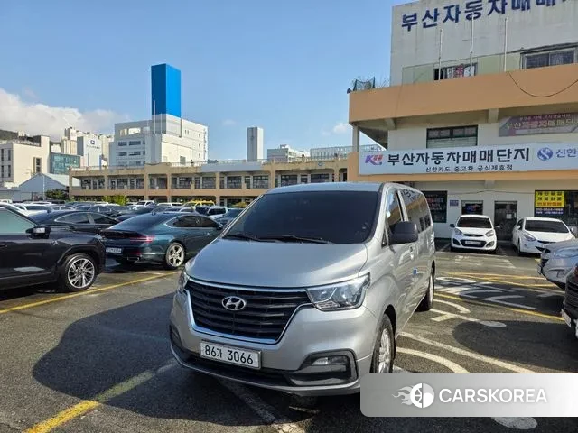 Hyundai The New Grand Starex 2018 Серебряный из Кореи