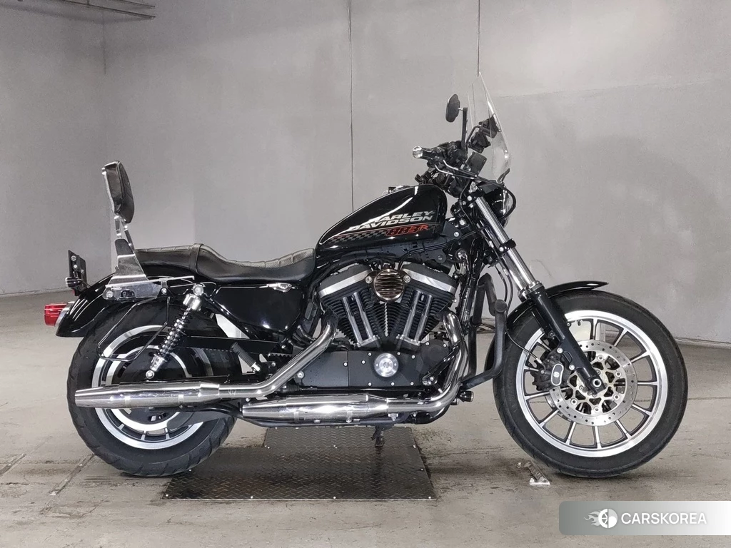 Проданный Harley-Davidson Sportster XL883R 2015 из Японии
