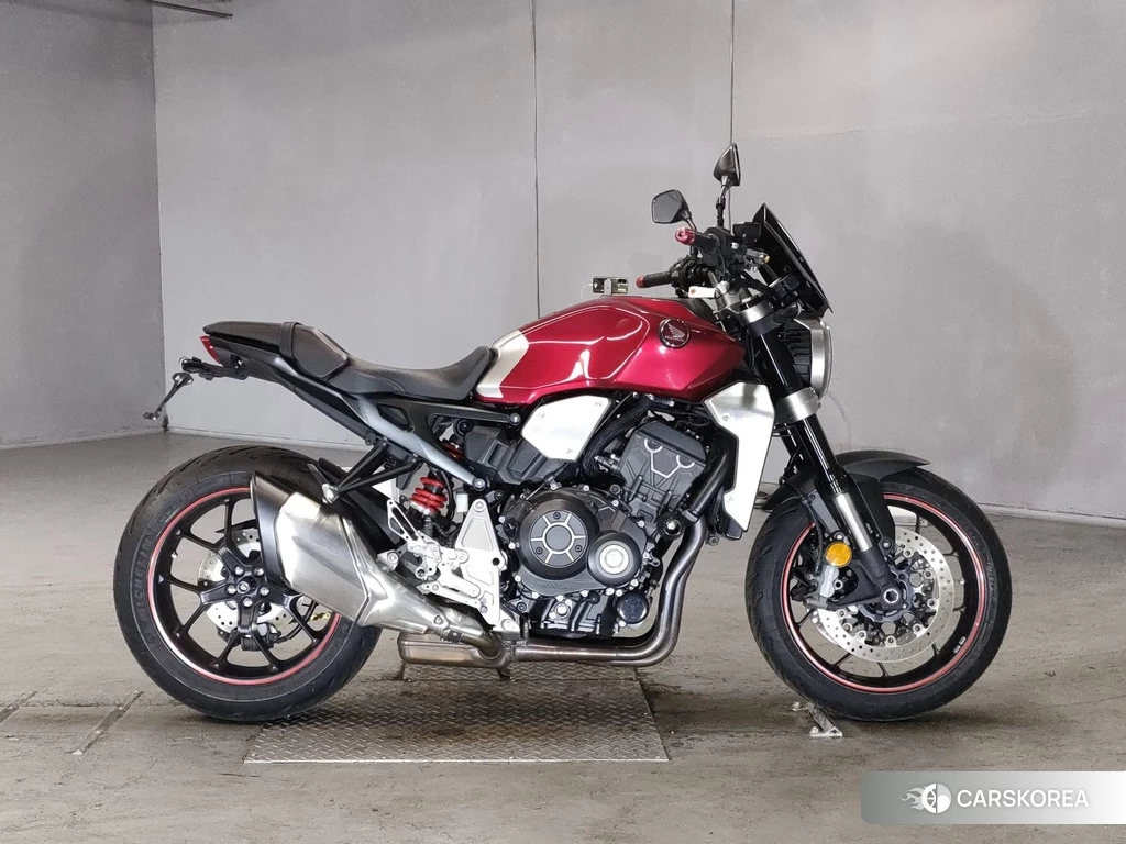 Проданный Honda CB1000R 2019 из Японии