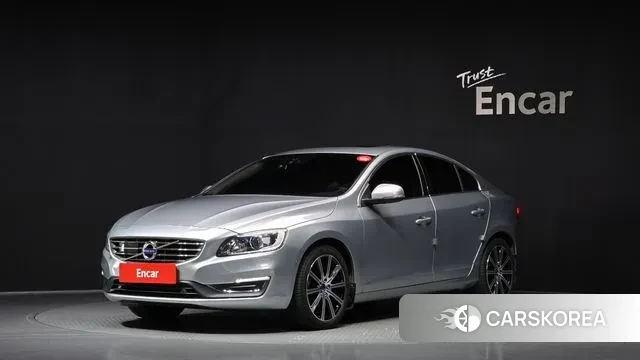 Volvo S60 2018 Серебряный из Кореи