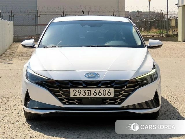 Hyundai Avante (CN7) 2021 Белый из Кореи