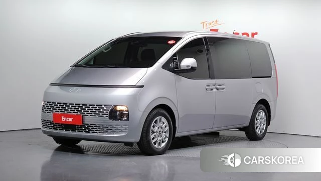Hyundai Staria 2024 Серебряный из Кореи