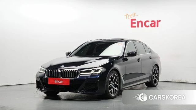 BMW 5 Series (G30) 2022 Черный из Кореи