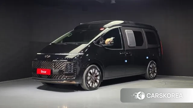 Hyundai Staria 2023 Черный из Кореи