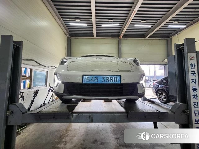 Kia Niro Plus 2022 Белый из Кореи