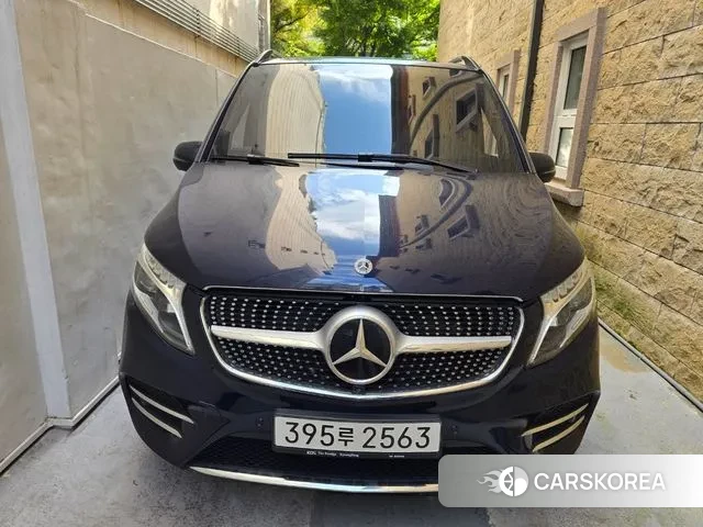 Mercedes-Benz V-Class 2022 Синий из Кореи