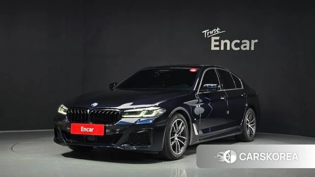 BMW 5 Series (G30) 2022 Черный из Кореи