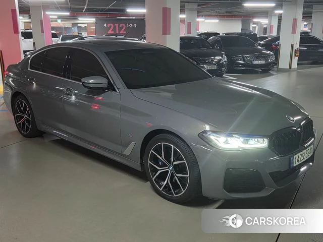 BMW 5 Series (G30) 2021 Серый из Кореи