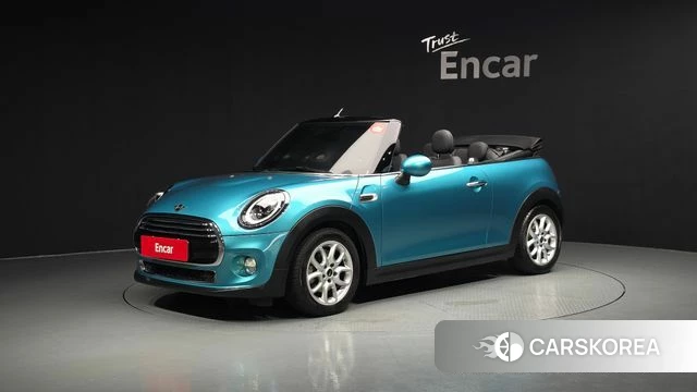 Mini Cooper Convertible 2019 Небесно-голубой из Кореи