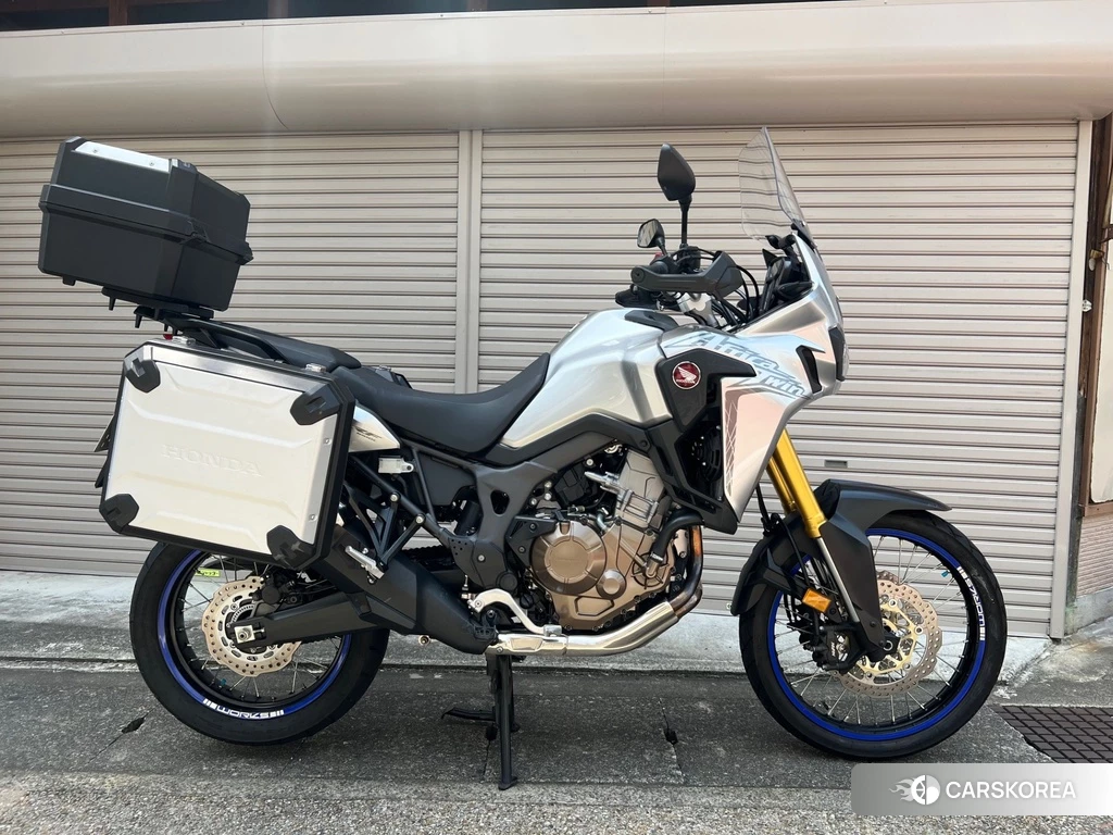 Проданный Honda CRF1000L AFRICA TWIN 2017 из Японии, фото 2