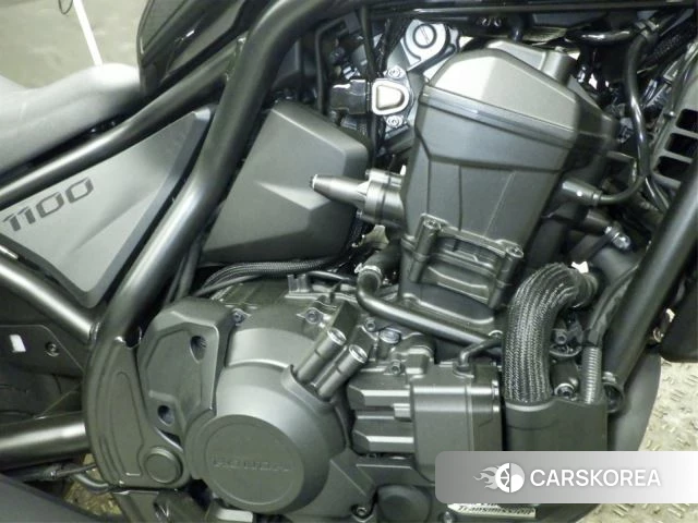 Engine photo