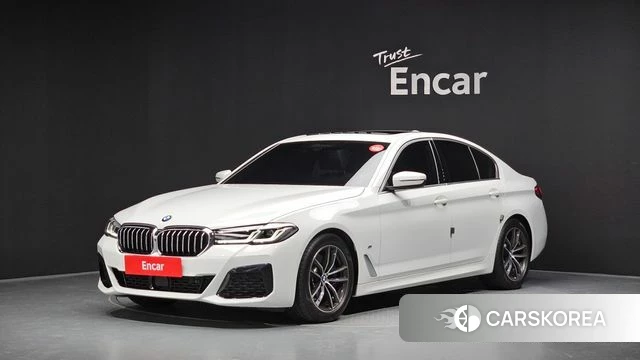 BMW 5 Series (G30) 2023 Белый из Кореи