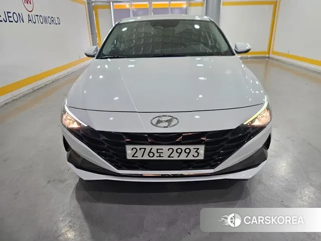 Hyundai Avante (CN7) 2021 Белый из Кореи