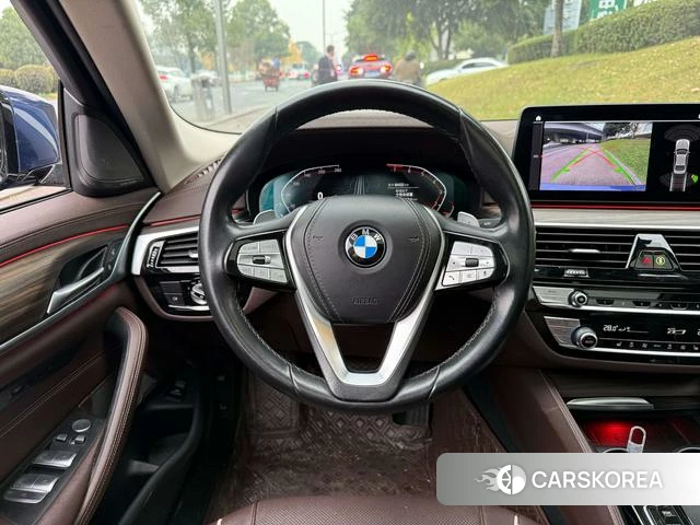 BMW 5 series 2022 Синий из Китая