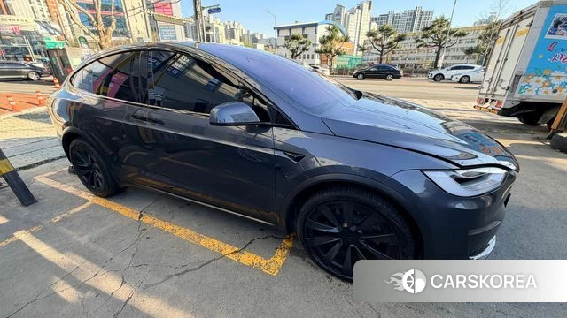 Tesla Model X 2023 Серый из Кореи