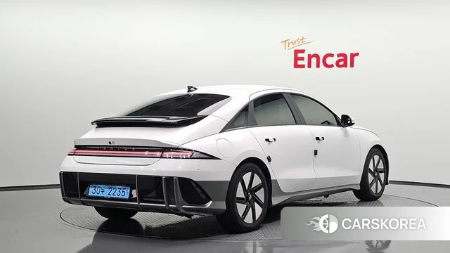 Hyundai Ionic 6 2023 Белый из Кореи