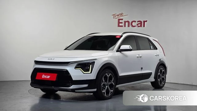 Kia Di Ol Nu Niro 2022 Белый из Кореи