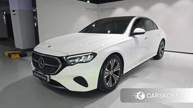 Mercedes-Benz E-Class W214 2025 Белый из Кореи