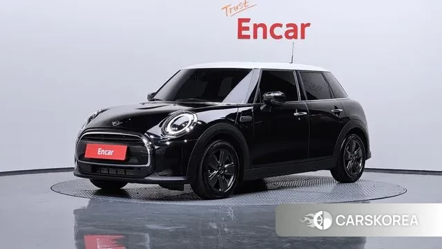 Mini Cooper 2021 Черный из Кореи