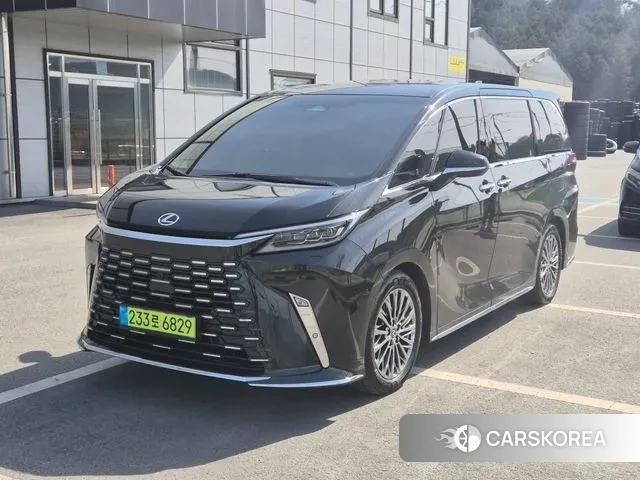 Lexus LM Second Generation 2024 Черный из Кореи