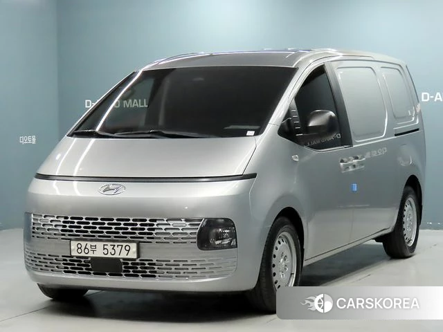 Hyundai Staria 2021 Серебряный из Кореи