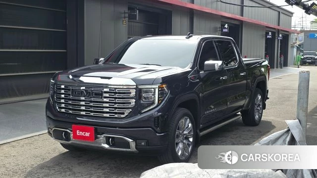 GMC Sierra 2023 Черный из Кореи